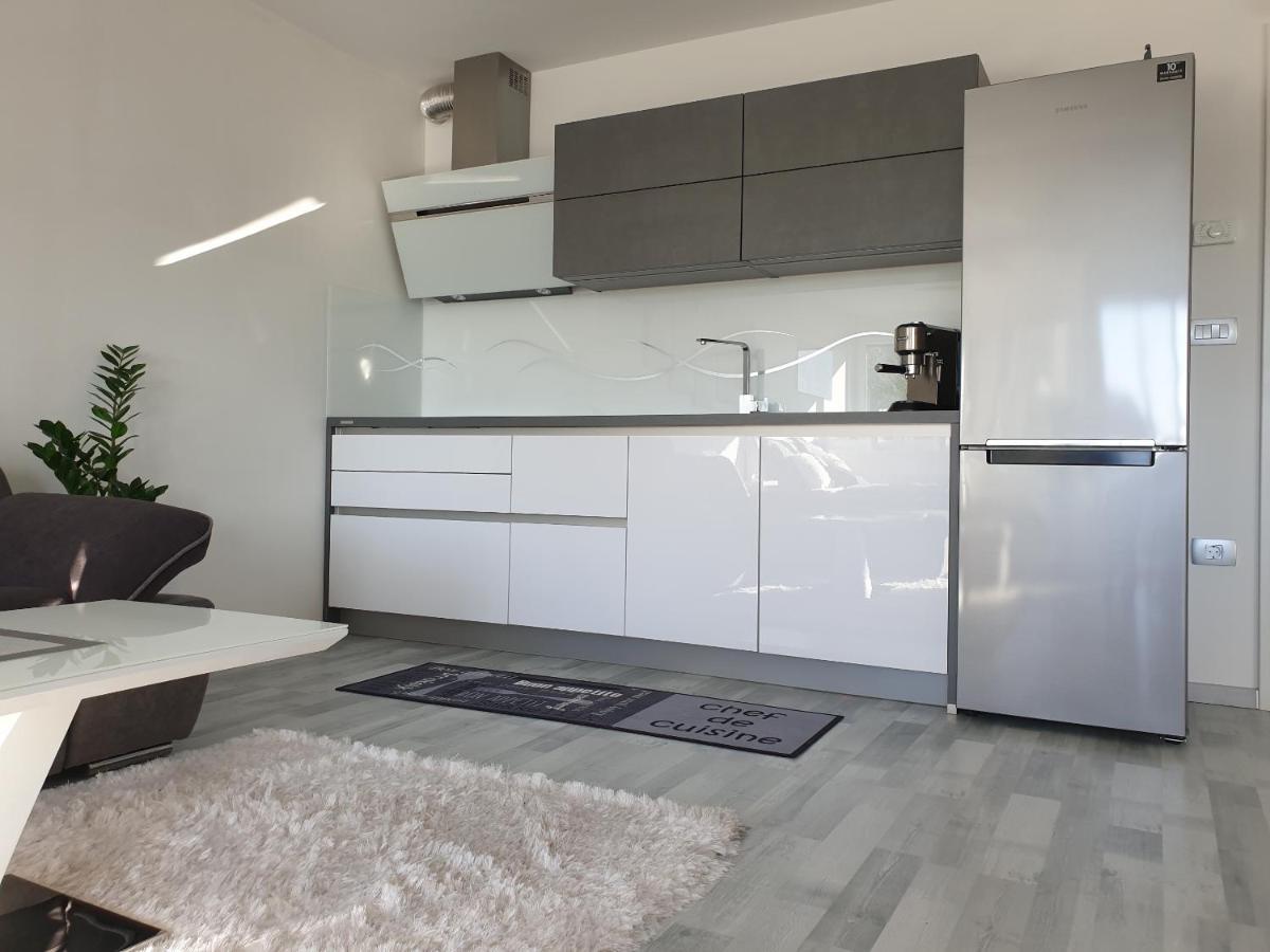 Apartment Val Копер Екстериор снимка