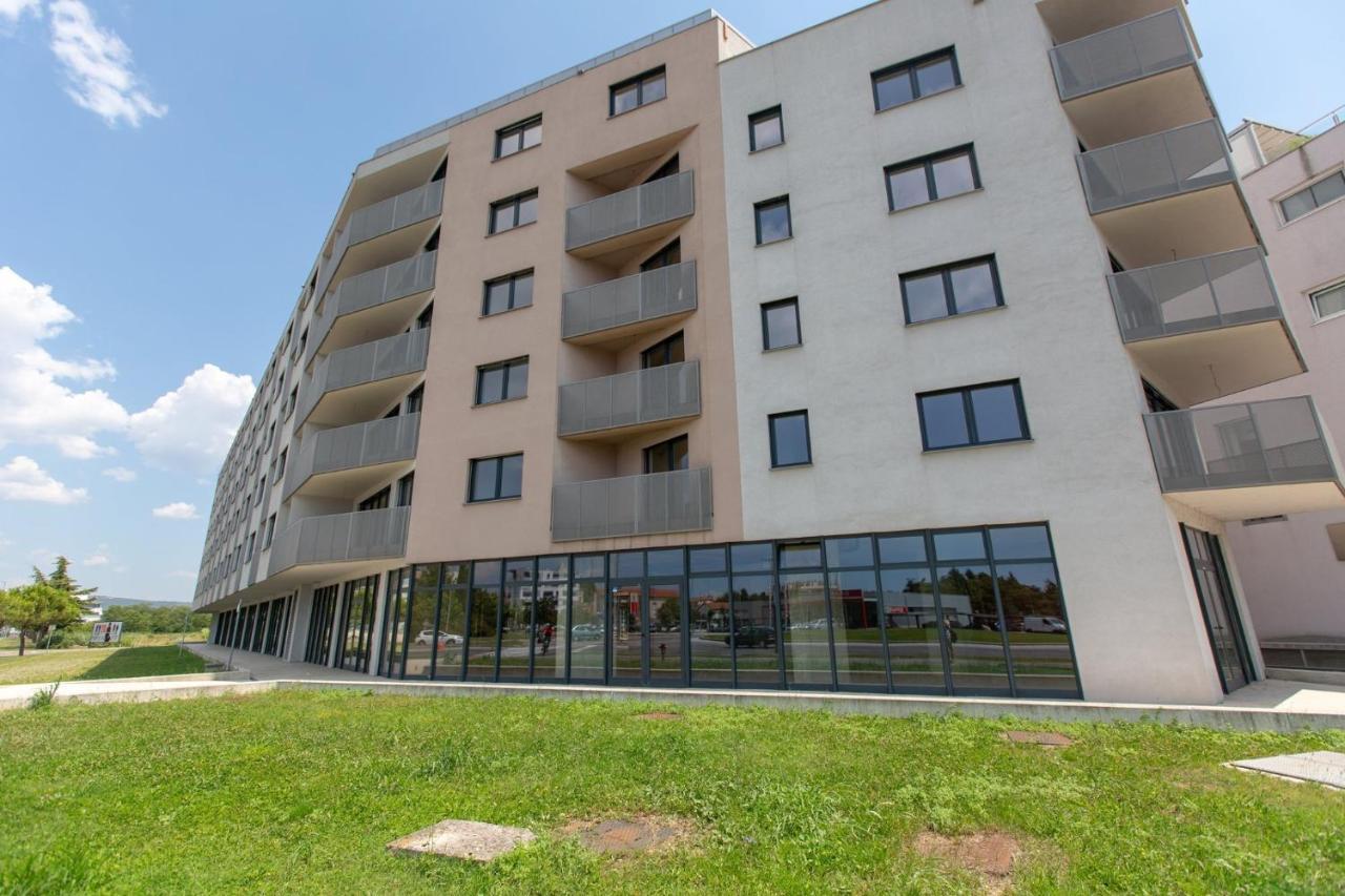 Apartment Val Копер Екстериор снимка