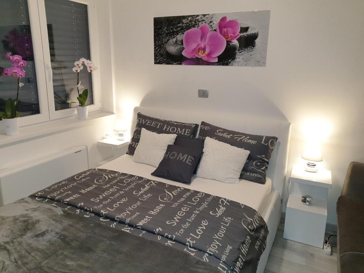 Apartment Val Копер Екстериор снимка